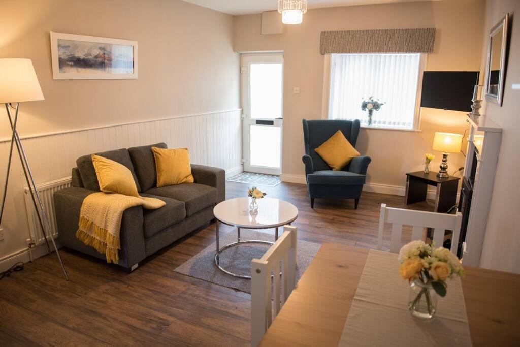 The Chalet Town Centre Dungloe Dış mekan fotoğraf